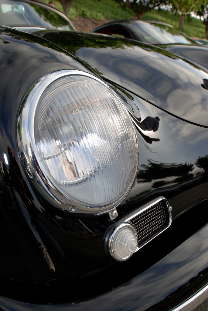 Porsche 356A headlight_Cars&Coffee/Irvine_2011